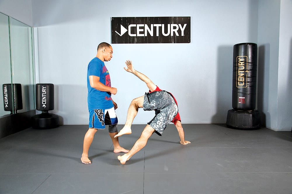 Greg Jackson Mma Technique Round Kick From The Ground Fighters Only